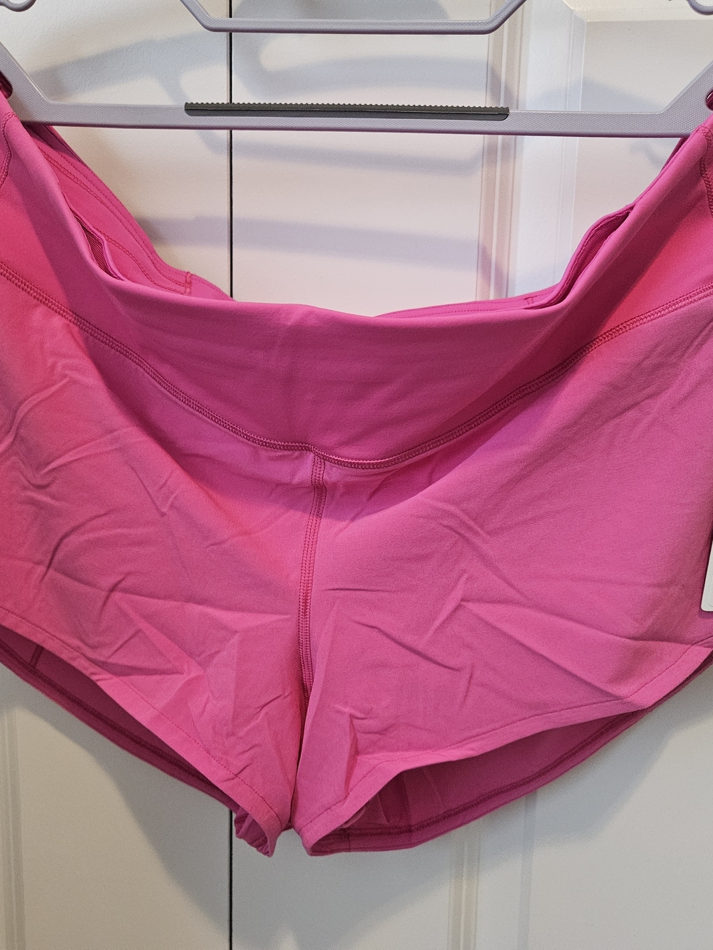 NWT Lululemon Women’s Hot Pink Speed Up LR Short 2.5" Lined